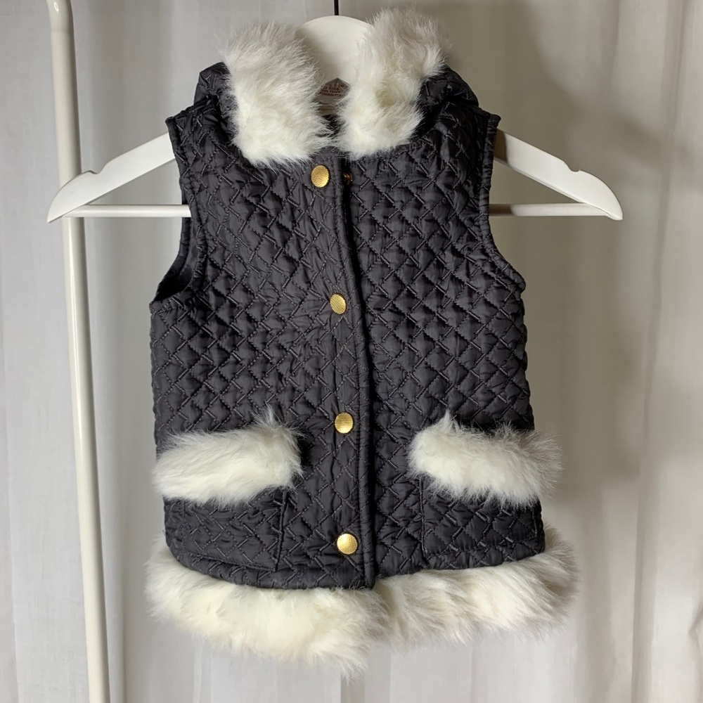 Little Girls Vest with Faux Fur 3T